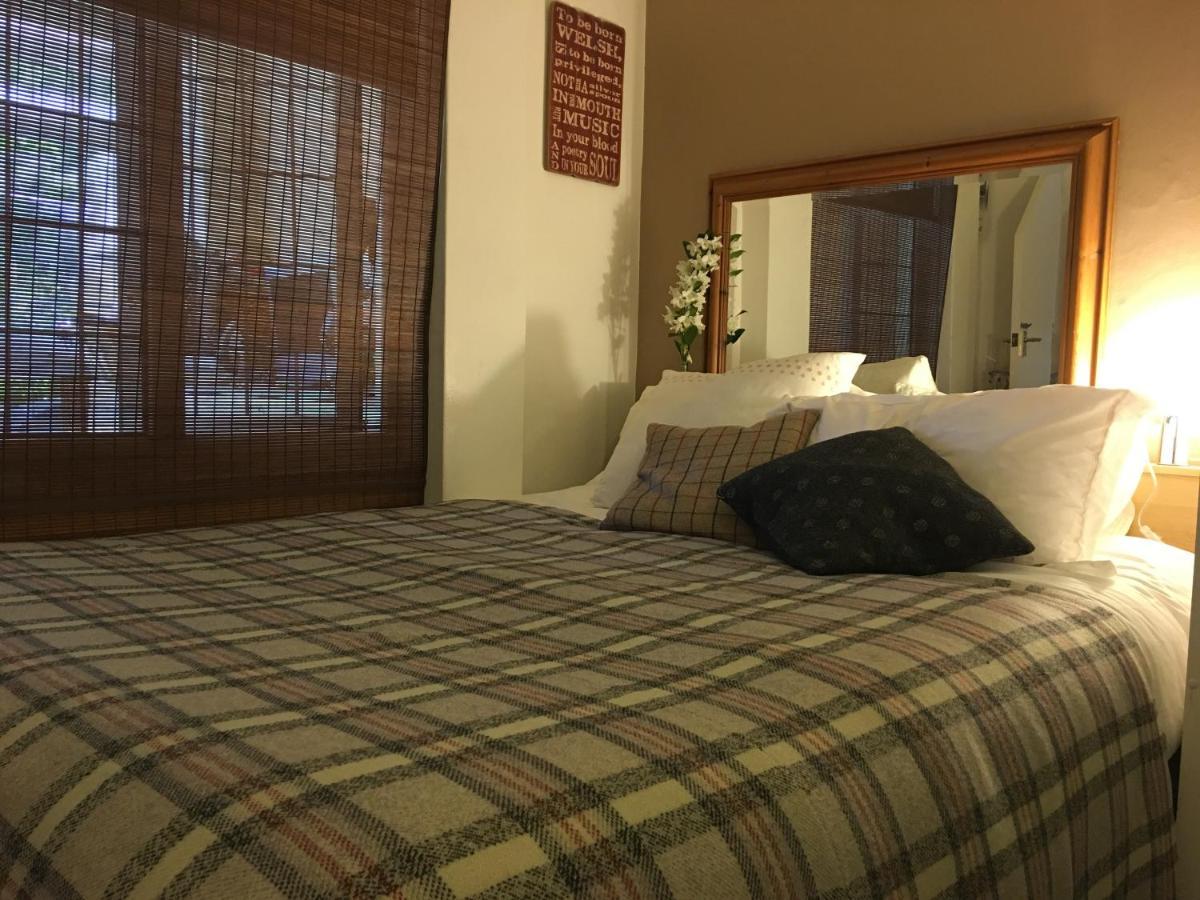 Wynberg House Bed & Breakfast Swansea Bagian luar foto
